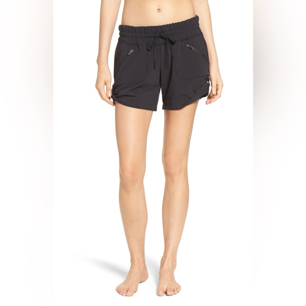 ZELLA Switchback Shorts